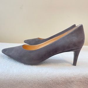 Nine West Grey Suede Pumps Size 9